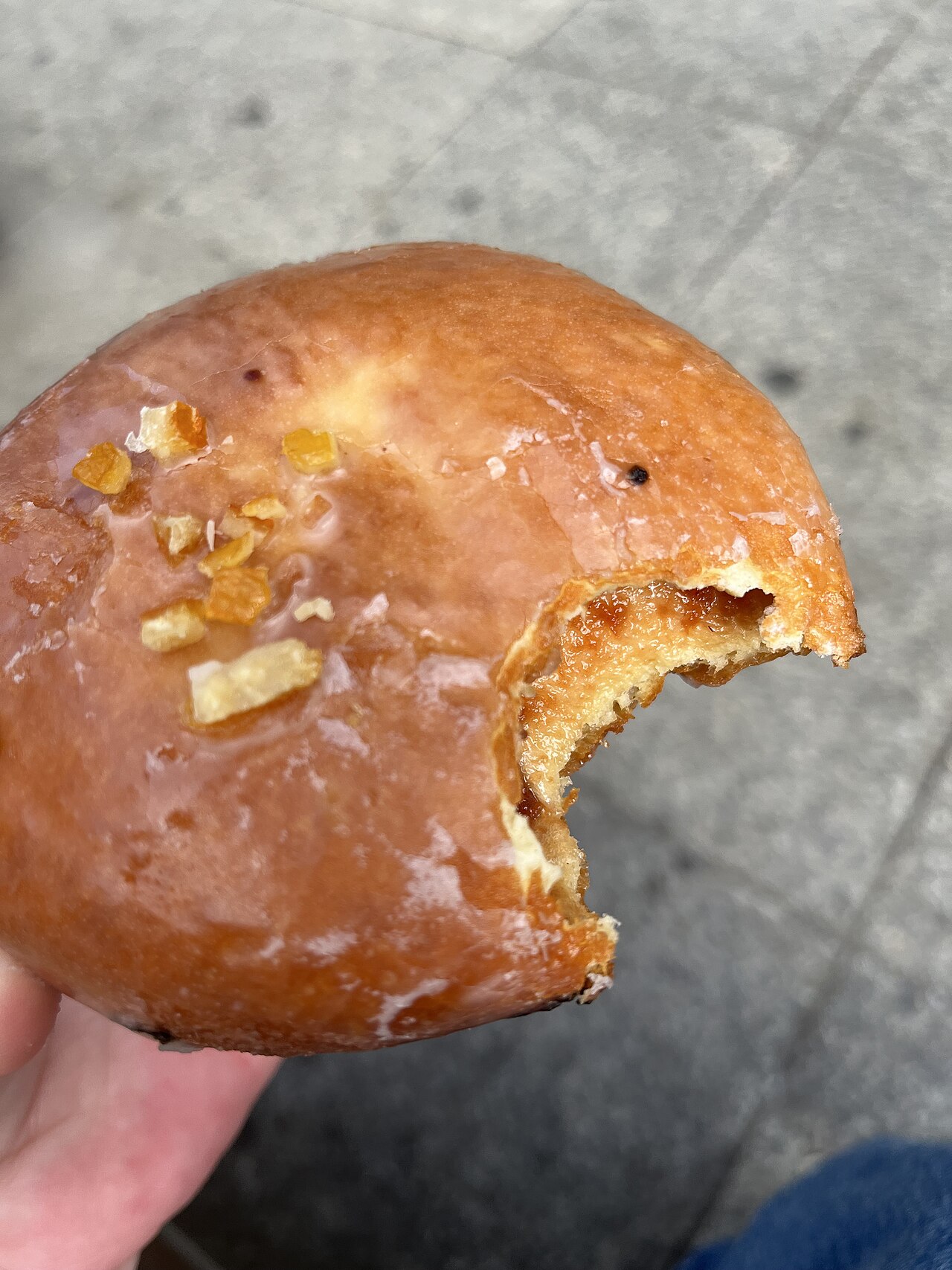 Пончики с начинкой из лепестков розы (Pączki z różą)